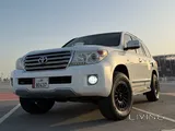Land Cruiser vxr 5.7