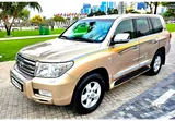 LAND CRUISER VXR V8 5.7 TOP EDITION IN VERY LOW MILEAGE