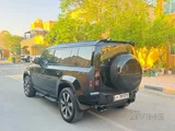 LAND ROVER DEFENDER 110 X DAYNMIC HSE