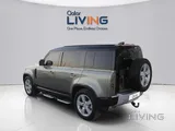 Land Rover Defender 2022