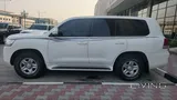 Land Cruiser GXR  2018  family used