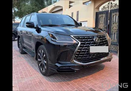 Lexus LX 570 S Black Edition 2021