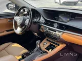 Lexus ES-350 2016