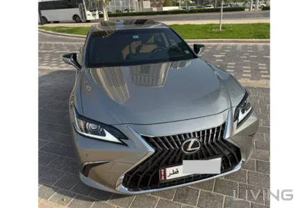 Lexus ES 300h 2023