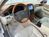 Lexus LS-430 2004