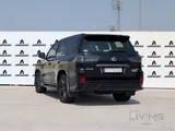 Lexus LX 520
