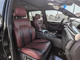Lexus LX 520