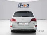 Lexus LX 570 2010 V8