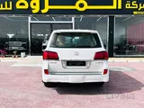 Lexus LX 570 2011