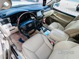 Lexus LX 570 2011
