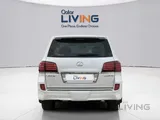 Lexus LX-570 2011