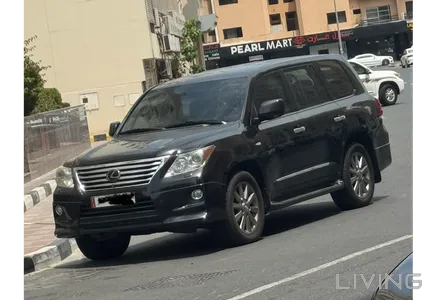 Lexus LX 570 2011