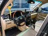 لكزس LX 570 2011