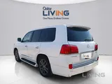 Lexus LX-570 2011 V8