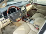 Lexus LX-570 2012 V8