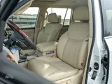 Lexus LX-570 2012 V8
