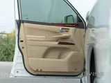 Lexus LX-570 2012 V8