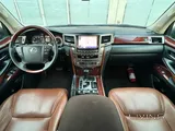 Lexus LX-570 2014