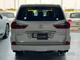 Lexus LX-570 2017