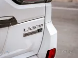 Lexus LX-570 2019 V8