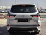 Lexus LX-570 S Black Edition 2020
