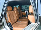 Lexus LX 570 S Black Edition 2021