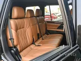 Lexus LX 570 S Black Edition 2021