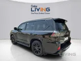 Lexus LX 570S Black Edition 2019