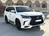 Lexus LX 570S Black Edition 2020