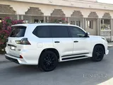 Lexus LX 570S Black Edition 2020