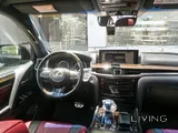 Lexus LX 570S Black Edition 2021
