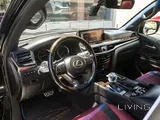 Lexus LX 570S Black Edition 2021