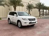 Lexus LX570