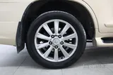 Lexus LX570