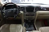 Lexus LX570