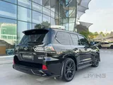 Lexus lx570 black edition s 2019