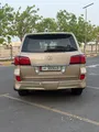 Lexus Lx570 ( Qatari Owner ) 2010