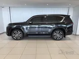 Lexus LX600 (2025)