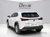 Lexus UX 200 2023
