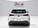 Lexus UX 200 2023