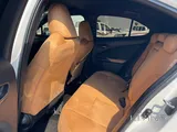 Lexus UX 200 2023