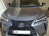 Lexus UX200