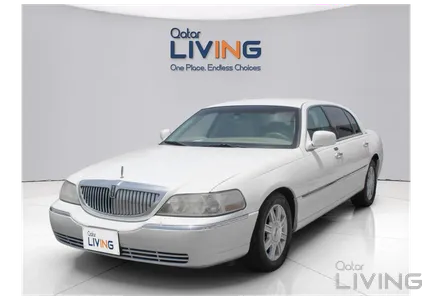 Lincoln Town Car  2011