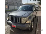 Low milage jeep cherokee 2012