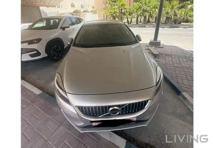 Volvo V40  2019