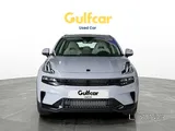 Lynk & co 06