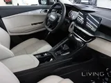 Lynk & co 06