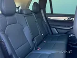 Lynk & Co 09 Pro