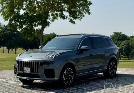 Lynk & Co 09  2024