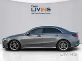 Mercedes-Benz A200 2021